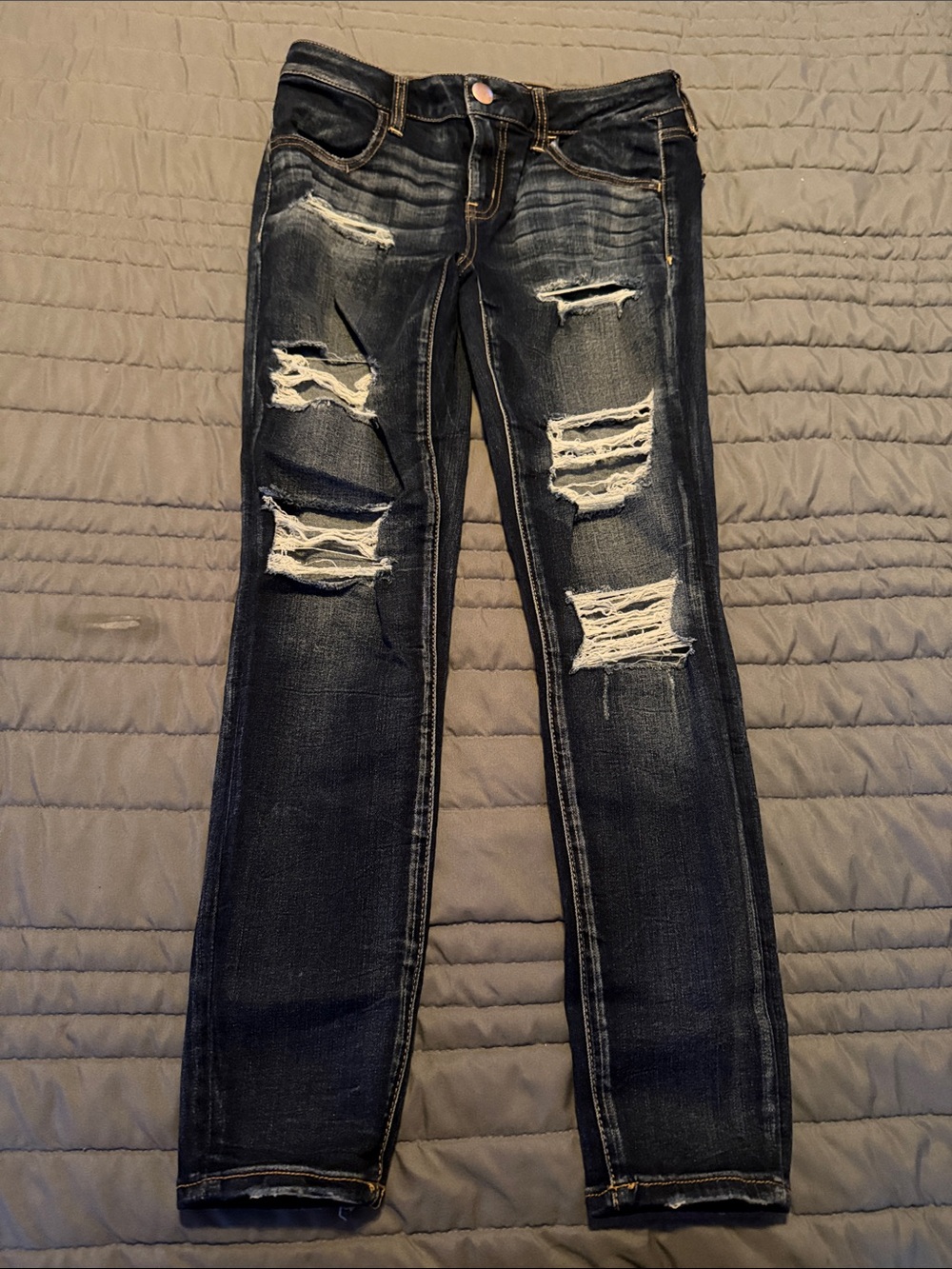 American Eagle Outfitters Women's Ripped Dark Blue Skinny Jeans